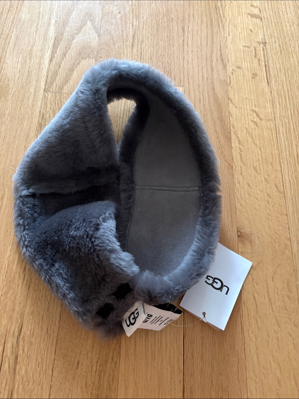 🌟 final sale - UGG Grey Shearling Ear Warmer Headband